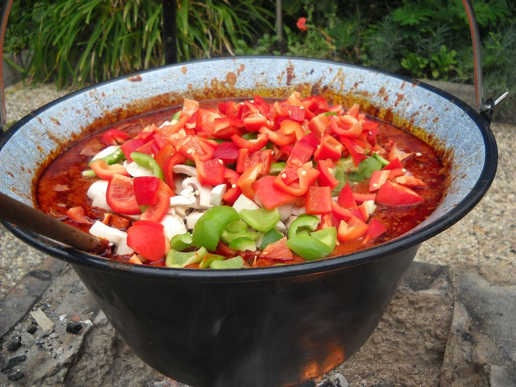 k-Gullaschtopf 010.jpg