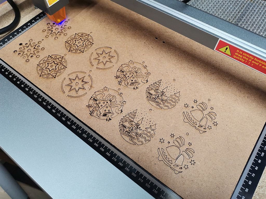 Lasercut02.jpg